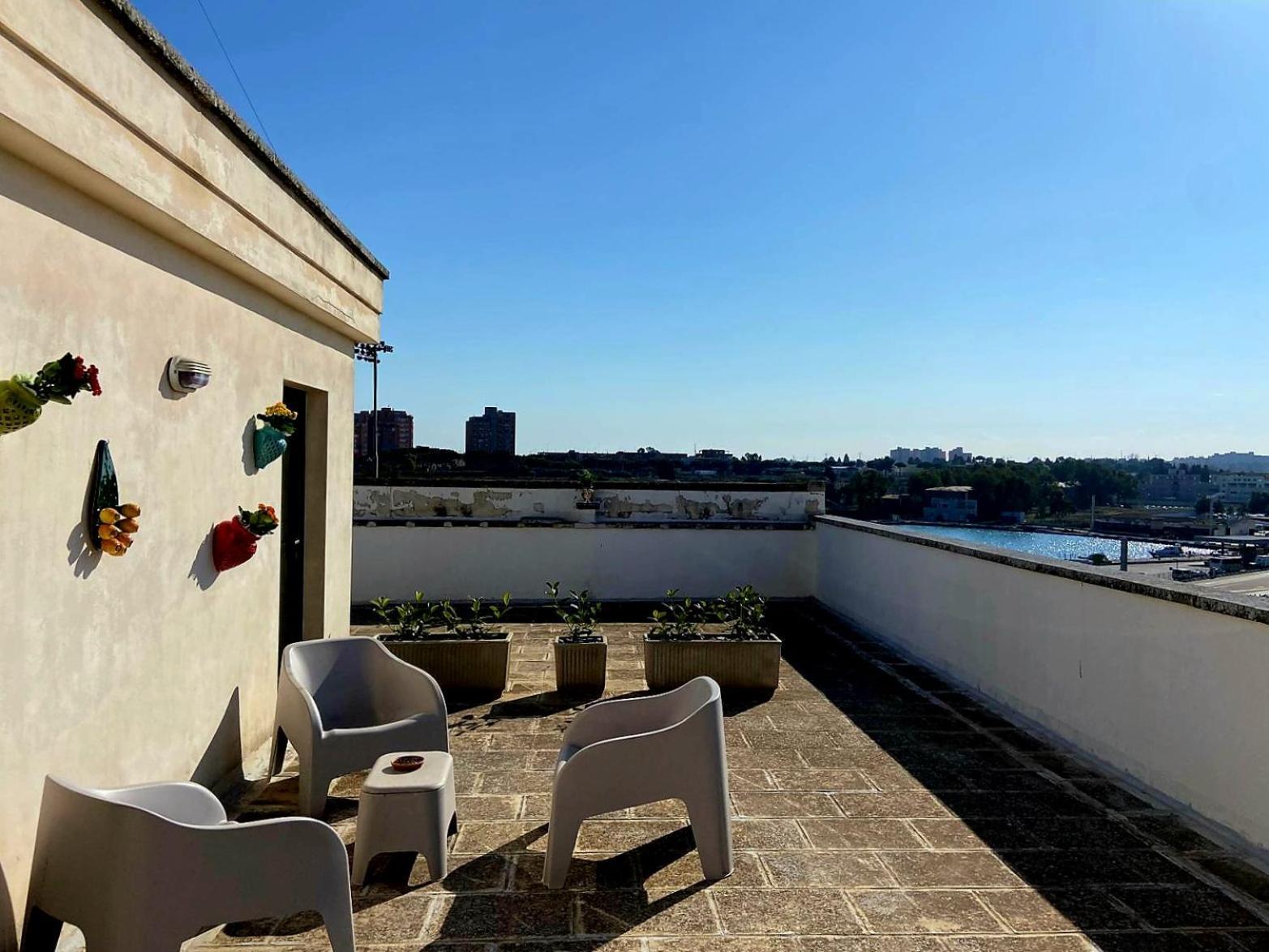 Attico Liberty Guest House Brindisi Exterior photo